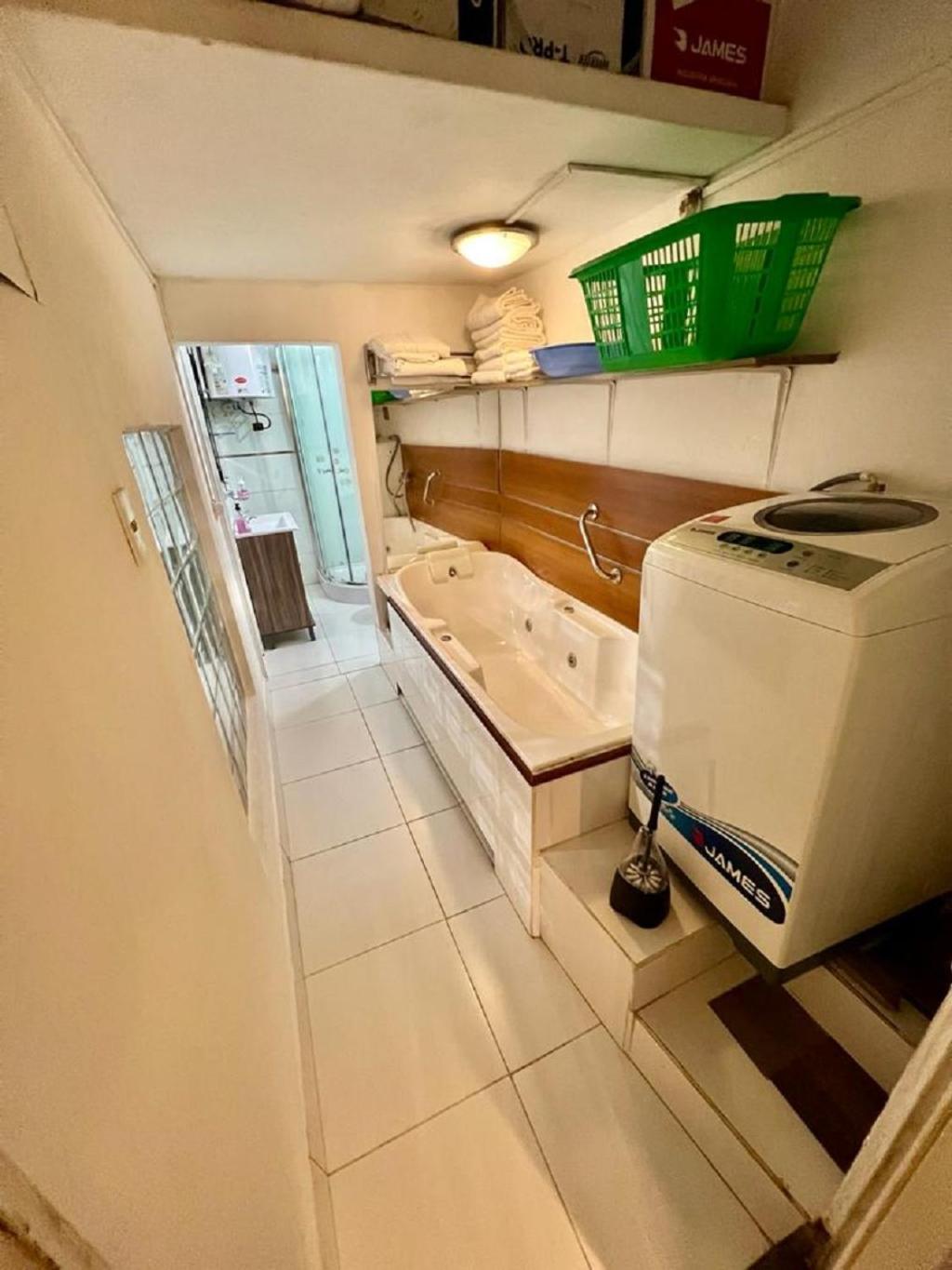 En Carrasco Sur, Cerca Del Aeropuerto Y La Rambla Apartamento Montevideu